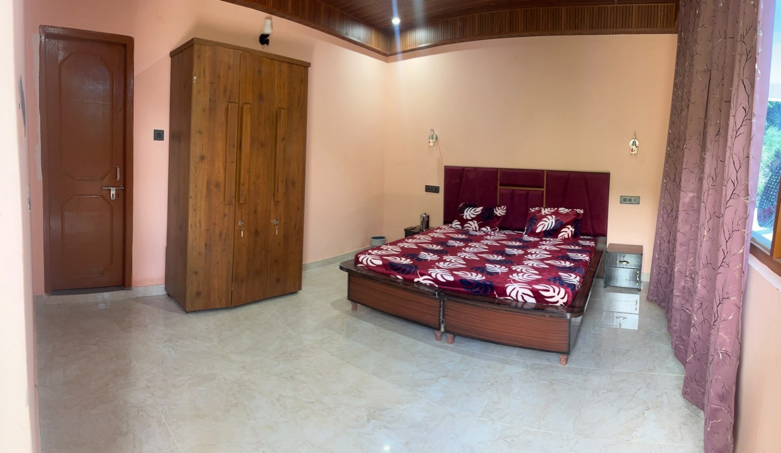 Comfortable bedroom at Sukoon Homestay